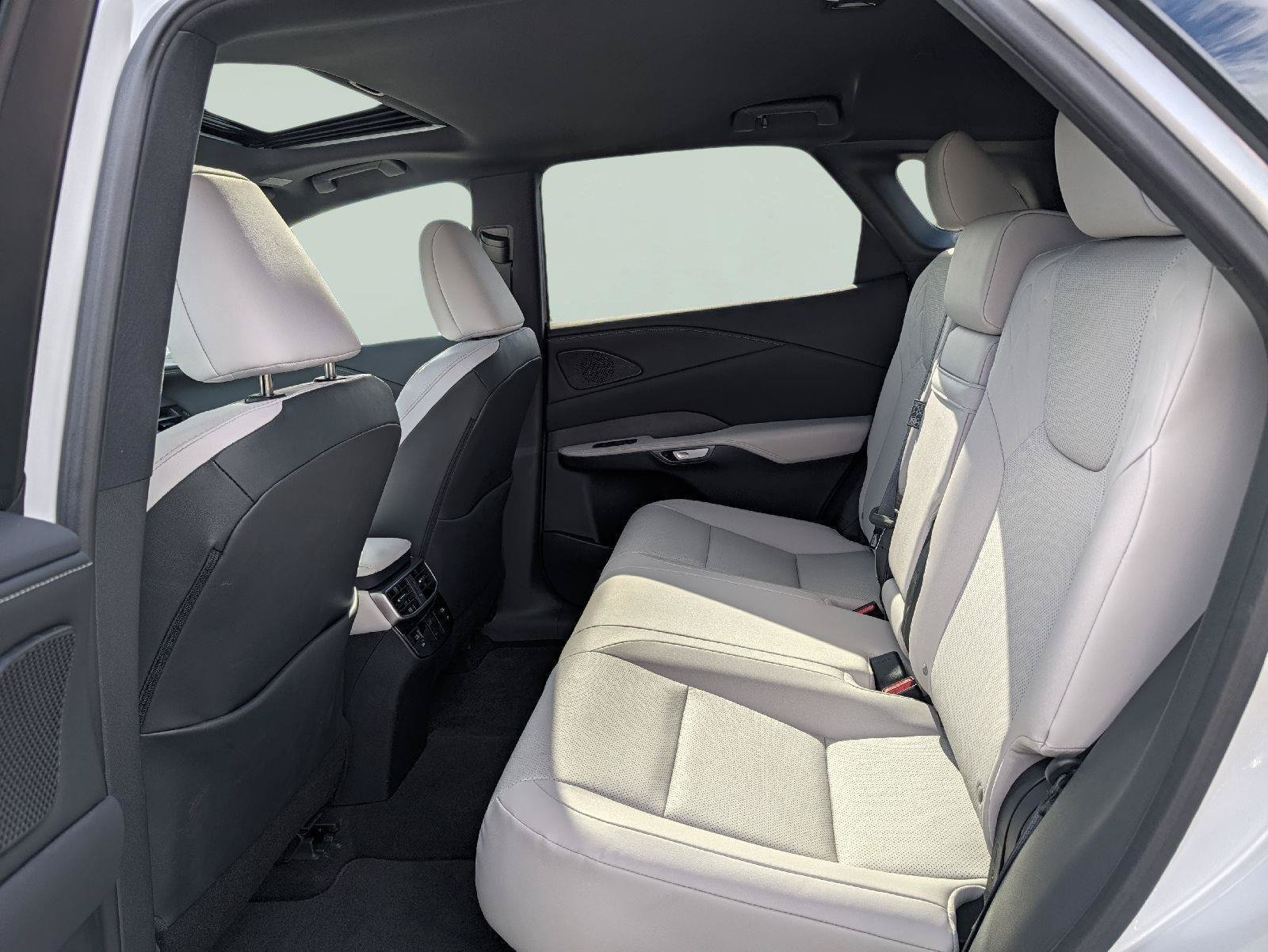 Used 2024 Lexus RX 350 Premium w/ Cold Area Package AWD/4WD image 18