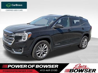 Used 2022 GMC Terrain SLT w/ Tech Package