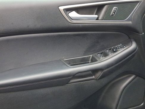 Used 2023 Ford Edge SEL AWD/4WD image 13