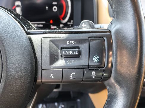 Used 2023 Nissan Rogue Platinum w/ Platinum Premium Package AWD/4WD image 24
