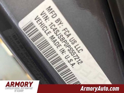 Used 2023 Jeep Wagoneer L Series II image 48