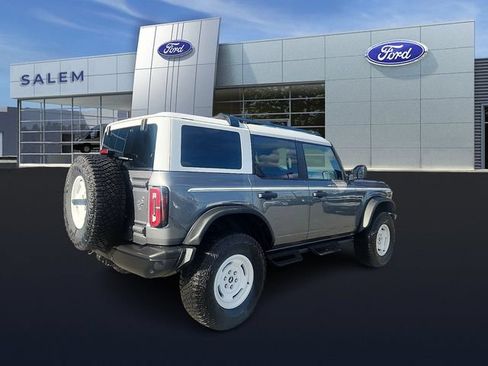 Used 2023 Ford Bronco Heritage Edition AWD/4WD image 3