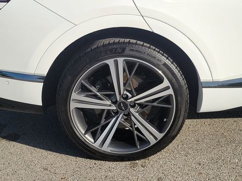 Certified 2025 Genesis GV80 3.5T e-SC AWD/4WD image 12