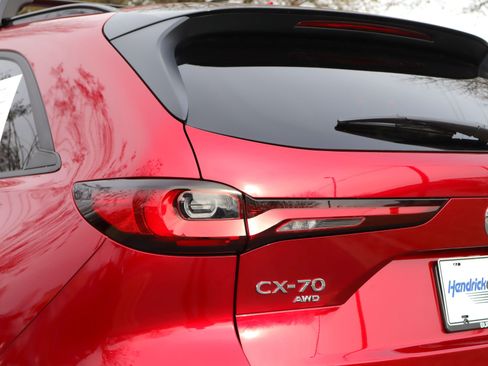Certified 2025 MAZDA CX-70 3.3 Turbo w/ Premium Plus Pkg image 36
