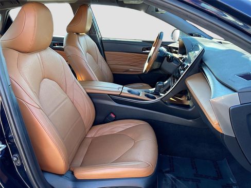 Used 2022 Toyota Avalon Limited w/ Advanced Safety Package image 30