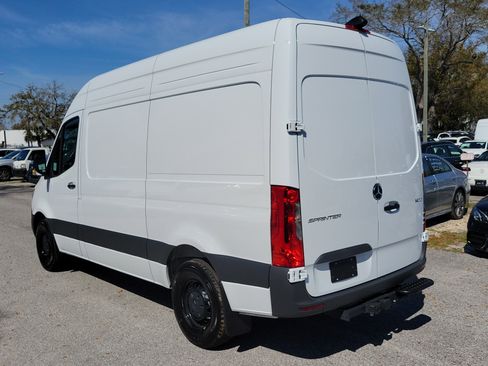 New 2025 Mercedes-Benz Sprinter 2500 image 4