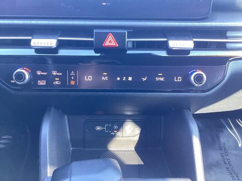 Certified 2026 Kia Sportage X-Line w/ X-Line Premium Package AWD/4WD image 27