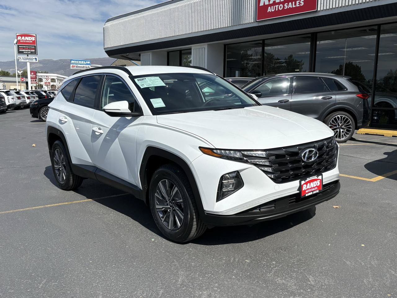 Used 2022 Hyundai Tucson Blue AWD/4WD image 2