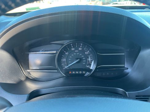 Used 2018 Ford Explorer Limited w/ Ford Safe & Smart Package image 10