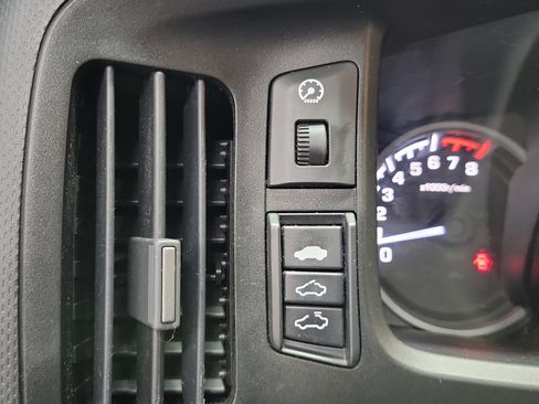 Used 2014 Honda Ridgeline SE image 30