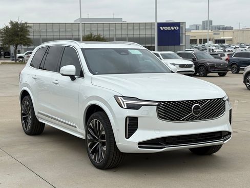 New 2026 Volvo XC90 B6 Plus image 4