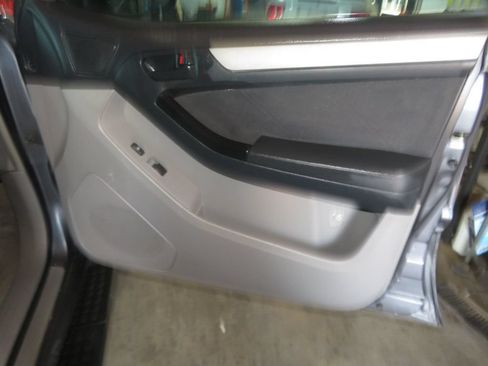 Used 2004 Toyota 4Runner 4WD image 33