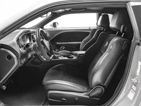 Used 2021 Dodge Challenger R/T Scat Pack w/ Plus Package image 13