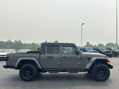 Used 2020 Jeep Gladiator Mojave w/ Cold Weather Group AWD/4WD image 2