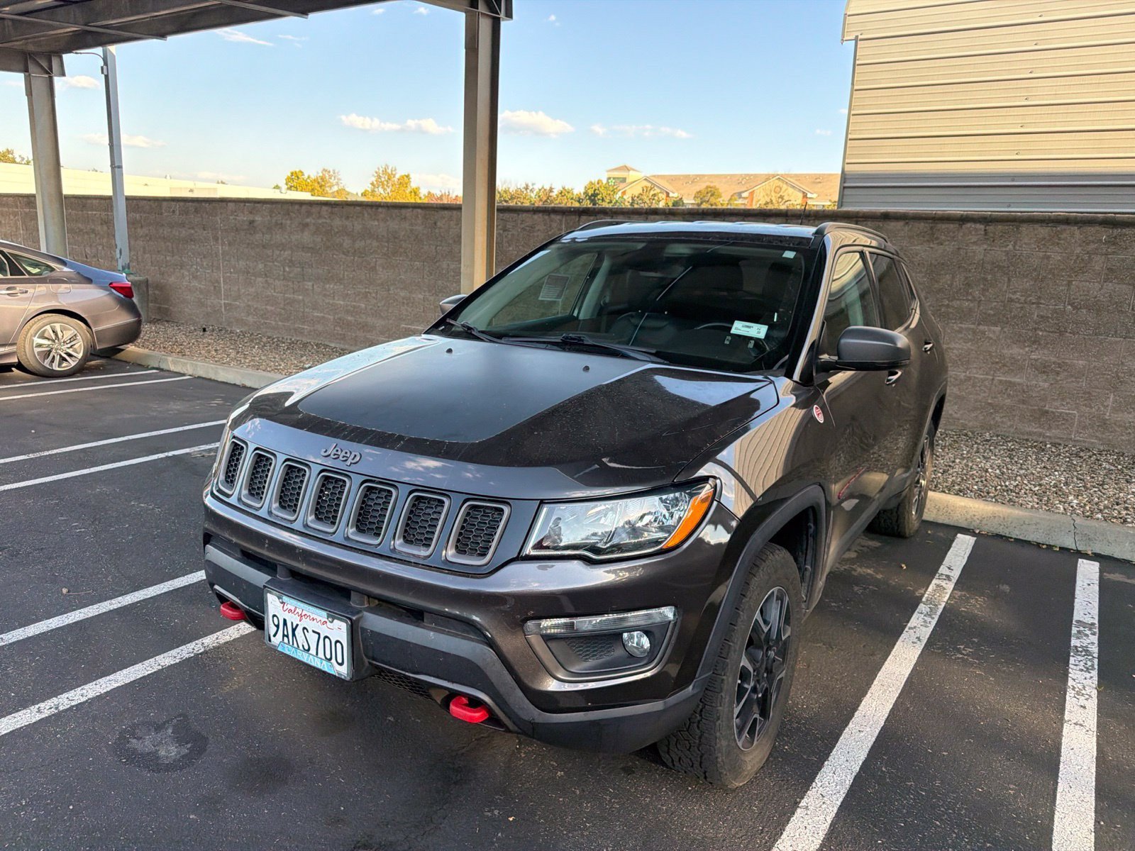 Used 2019 Jeep Compass Trailhawk AWD/4WD image 4