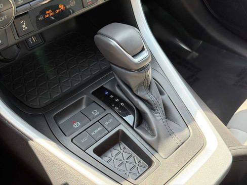 Used 2023 Toyota RAV4 XLE Premium FWD image 27