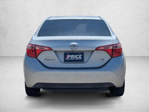 Used 2018 Toyota Corolla LE FWD image 5