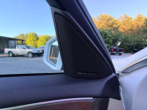 Used 2016 Mercedes-Benz E 350 Sedan image 30