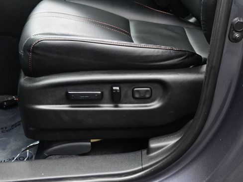 Used 2025 Honda Ridgeline TrailSport image 11