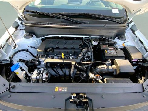 New 2025 Hyundai Venue SEL image 14