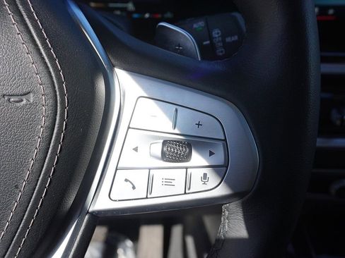 Used 2024 BMW X7 xDrive40i w/ Premium Package image 54