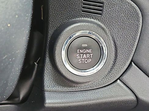 Used 2021 Subaru Outback Limited XT AWD/4WD image 23