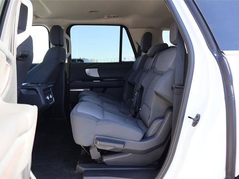 Certified 2025 Ford Expedition Max Active image 28