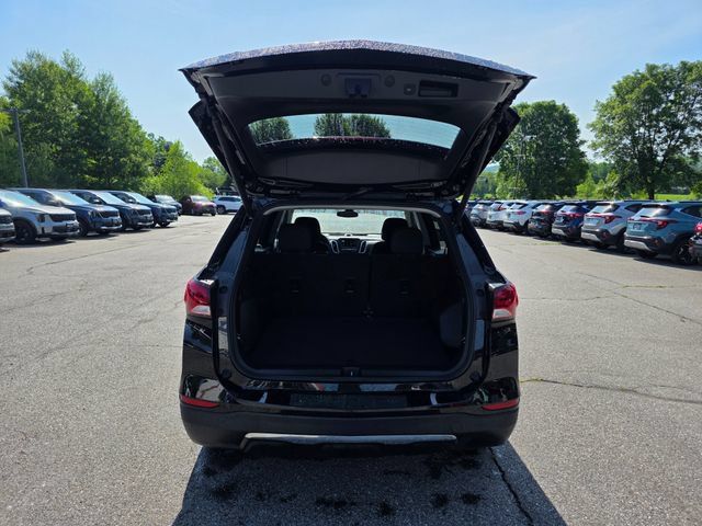 Used 2022 Chevrolet Equinox LT AWD/4WD image 10