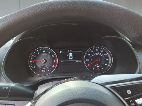 Used 2023 Kia Forte LXS w/ LXS Technology Package image 5