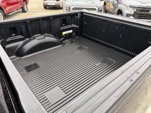 Certified 2022 Ford F150 Lariat RWD image 13