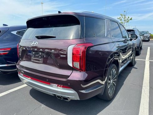 Used 2024 Hyundai Palisade Calligraphy AWD/4WD image 2