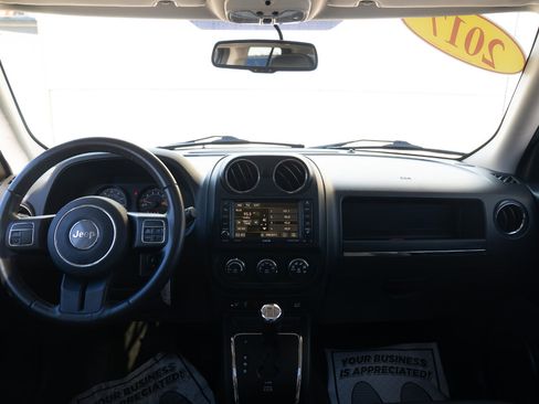 Used 2017 Jeep Patriot High Altitude image 27