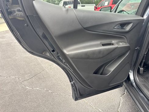 Used 2023 Chevrolet Equinox LT w/ LPO, Floor Liner Package FWD image 22