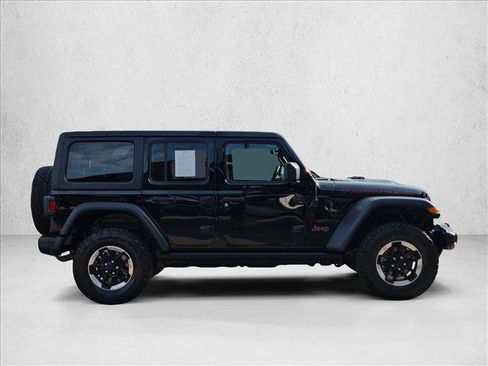 Used 2022 Jeep Wrangler Unlimited Rubicon w/ Cold Weather Group AWD/4WD image 4