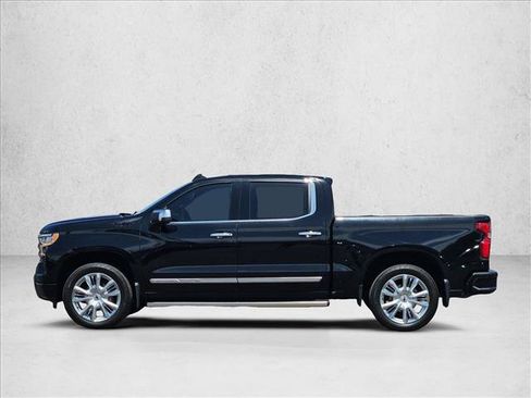 Certified 2023 Chevrolet Silverado 1500 High Country w/ High Country Premium Package AWD/4WD image 5