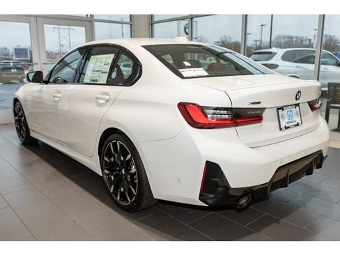 Used 2026 BMW 330i xDrive Sedan w/ M Sport Package image 44