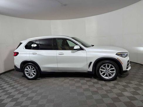Certified 2023 BMW X5 xDrive40i w/ Premium Package image 7