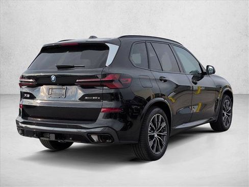 Used 2026 BMW X5 xDrive50e w/ M Sport Package AWD/4WD image 2