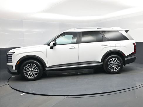 New 2026 Hyundai Palisade SEL image 3