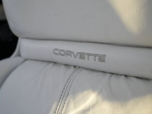 Used 1992 Chevrolet Corvette Convertible image 70