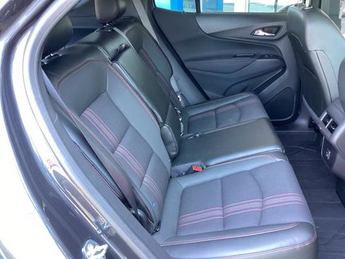 Used 2022 Chevrolet Equinox RS w/ LPO, Floor Liner Package FWD image 21
