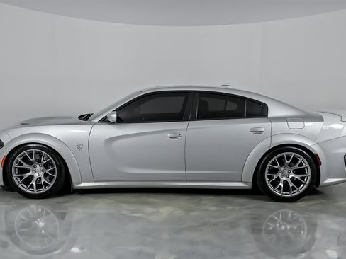 Used 2020 Dodge Charger SRT Hellcat w/ Navigation & Travel Group image 7