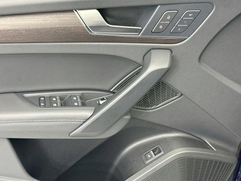 Certified 2025 Audi Q5 2.0T Premium Plus w/ Premium Plus Package AWD/4WD image 22