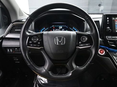 Used 2023 Honda Odyssey Elite image 22