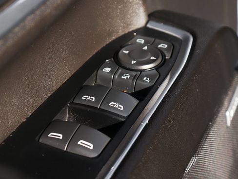 Used 2024 Chevrolet Silverado 3500 LTZ w/ LTZ Plus Package image 16