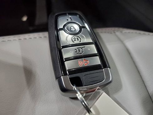 New 2026 Ford Explorer Active w/ Active Comfort Package image 34