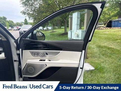 Used 2024 Lincoln Nautilus Black Label w/ Jet Appearance Package (87T) AWD/4WD image 21