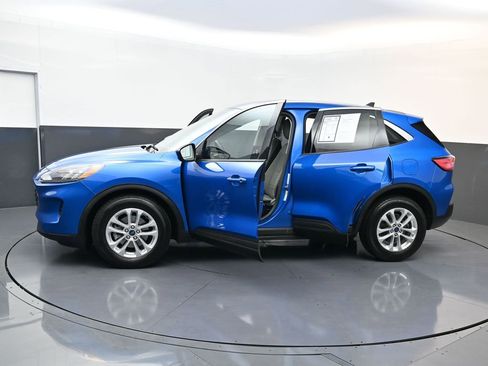 Used 2021 Ford Escape SE image 33