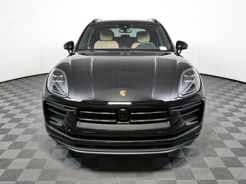 New 2026 Porsche Macan AWD/4WD image 37