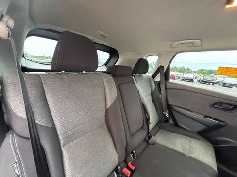 Used 2021 Nissan Rogue S FWD image 27